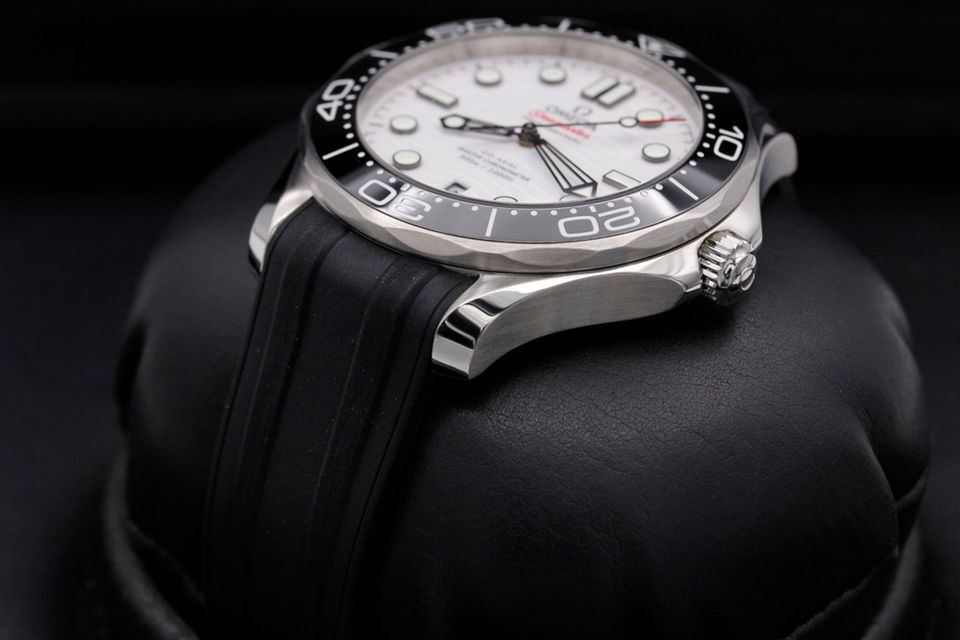 Omega Seamaster Diver 300m 210.32.42.20.04.001 Image 2